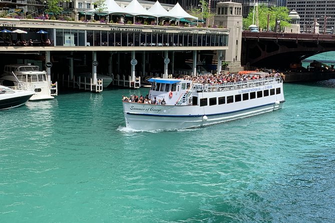 Chicago River 90-Minute Architecture Boat Tour - Aqua Tower and the move into residential modernism