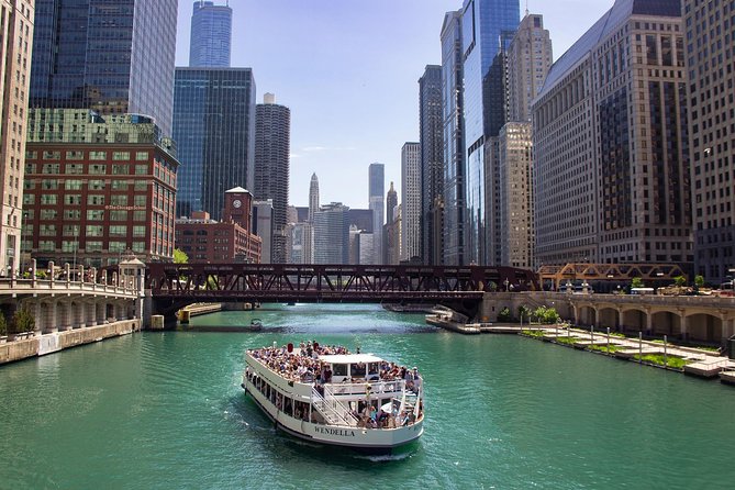 Chicago River 90-Minute Architecture Tour - The Lyric Opera and the Art Deco interior you’ll want to clock