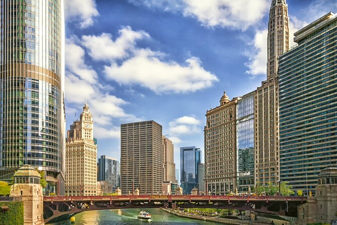 Chicago Riverwalk Self-Guided Walking Tour - Who should book this Riverwalk audio tour
