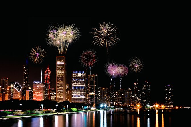 Chicago's Fireworks Show aboard Tall Ship Windy! - The Bar, Drinks, and Paying for Convenience