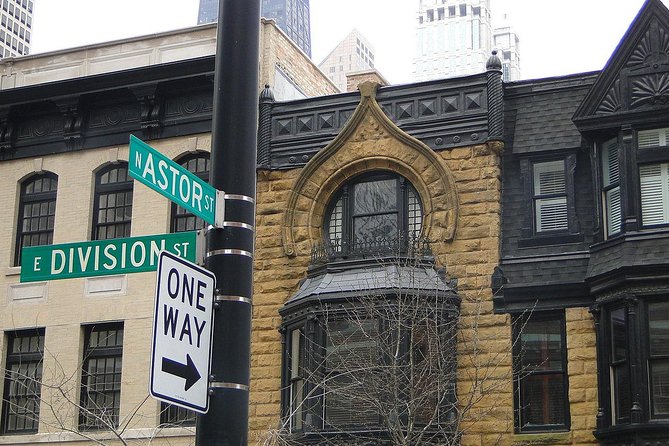 Chicago's Gold Coast Hidden History: A Self-Guided Audio Walk - Gold Coast on Foot, With a Historian in Your Pocket