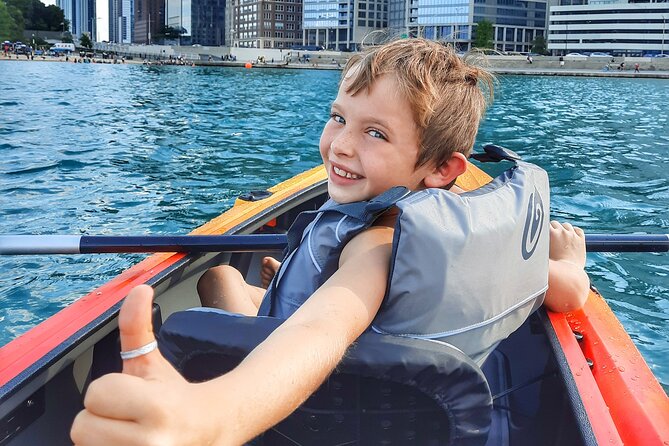 Chicago's Lake Michigan Downtown Kayak Rental at Ohio Street Beach - Choosing your craft: solo kayak, tandem kayak, or SUP