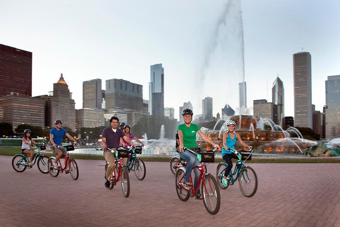 Chicago's Ultimate City Bike Tour - Lakefront Trail first: why this route is such a smart start