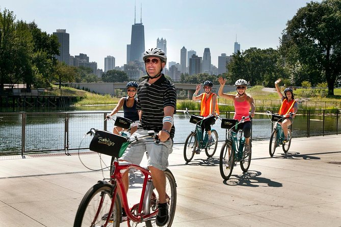 Chicago's Ultimate City Bike Tour - Museum Campus hits: Field Museum area and the classic museum skyline