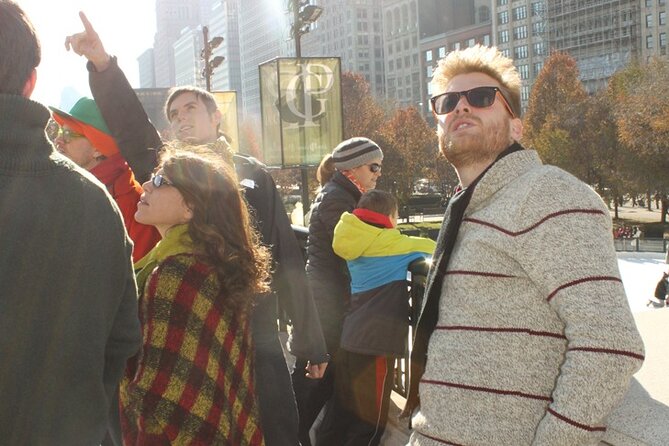 Chicago Seasonal Stroll Walking Tour of Holiday Attractions - Why this 2-hour holiday stroll beats DIY wandering