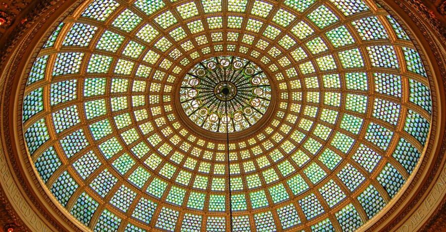 Chicago: Secret Interiors Architecture Walking Tour - Marshall Field and Company Building: finishing with a statement