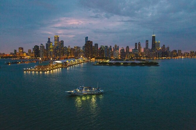 Chicago Signature Dinner Cruise on Lake Michigan - Key things to know before you buy