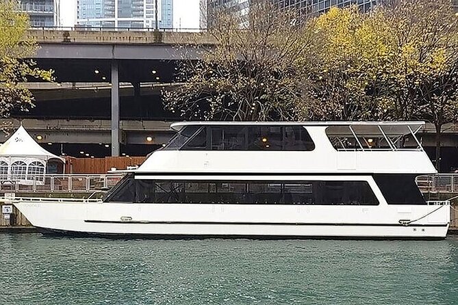 Chicago Skyline Sunday Funday Mimosa/Bloody Mary Party Cruise - Who this cruise is best for (and who should skip it)