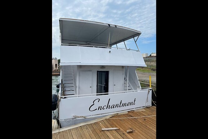Chicago Skyline Tiki Chic Party Cruise on Lake Michigan - Admiral’s Club upgrade (21+): when a little privacy is worth it