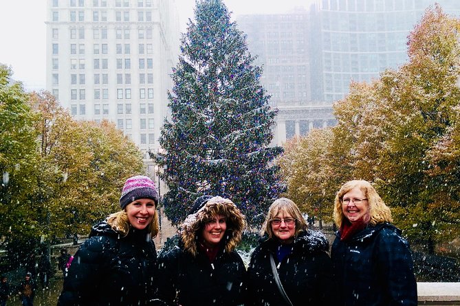 Chicago-Style Holiday Hike: Festive Food and Walking Tour - Beer upgrade option for adults 21+