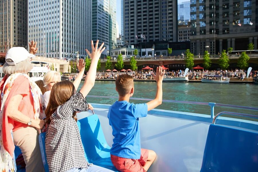 Chicago: Summer Fireworks Cruise with 3D Glasses and Music - What this 2-hour Chicago fireworks cruise is really about