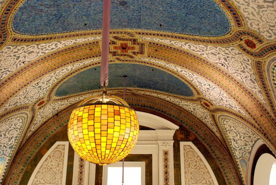 Chicago: Tiffany Art Glass Works Walking Tour - Tiffany Domes at the Cultural Center: The Moment Your Brain Goes, Wow