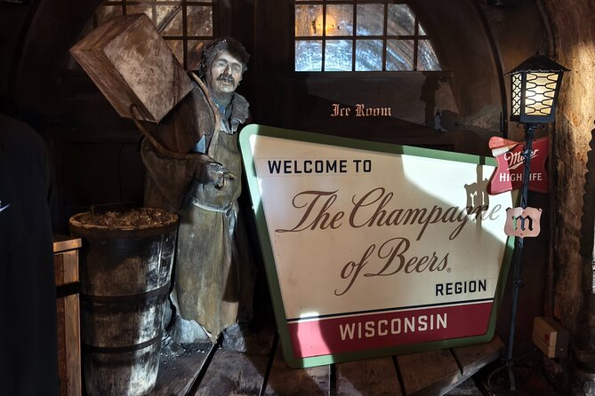 Chicago to Milwaukee Day Trip with Brewery Tour & City Highlights - Miller Brewery tour and tasting: the beer story made easy