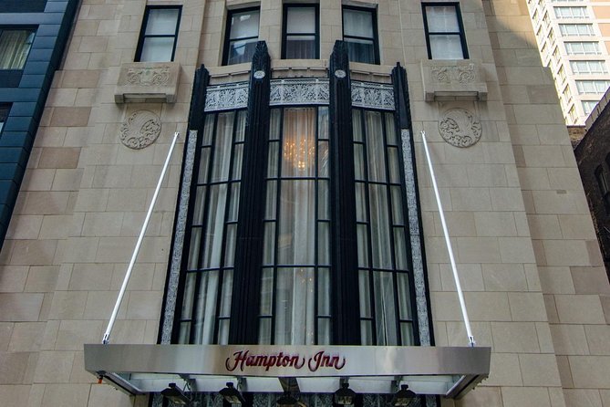 Chicago Walking Tour: A Walk Through Time - The Chicago Architecture Center: your smart starting point (Stop 1)