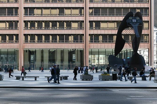 Chicago Walking Tour: Modern Architecture - Marina City and Bertrand Goldberg: The Urban Experiment Idea