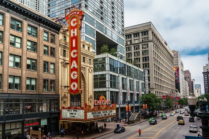 Chicago Walking Tour: Must-See Chicago - Wrigley Building, the Riverwalk view, and Aqua Tower