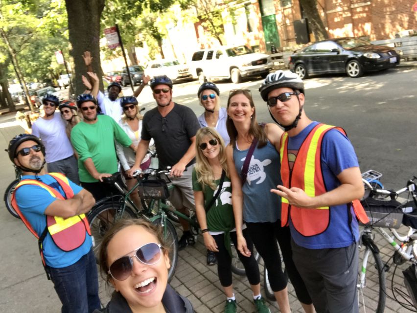 Chicago: Westside Food Tasting Bike Tour with Guide - Lincoln Park sweets and Old Town chocolate