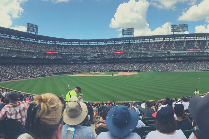Chicago White Sox Baseball Game Ticket at Guaranteed Rate Field - Your game-day flow: from mobile ticket to your seat