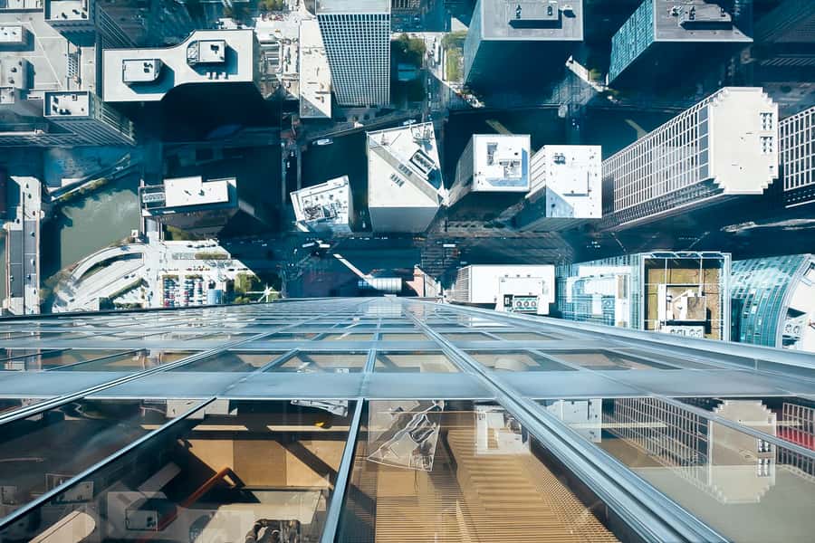 Chicago: Willis Tower Skydeck and The Ledge Ticket - Stepping onto The Ledge: what the 4.3-foot glass feels like