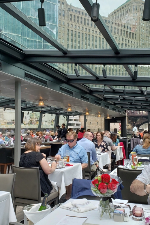 City Cruises Chicago: Brunch, Lunch, or Dinner River Cruise - Brunch vs Lunch vs Dinner: What Changes on the Water