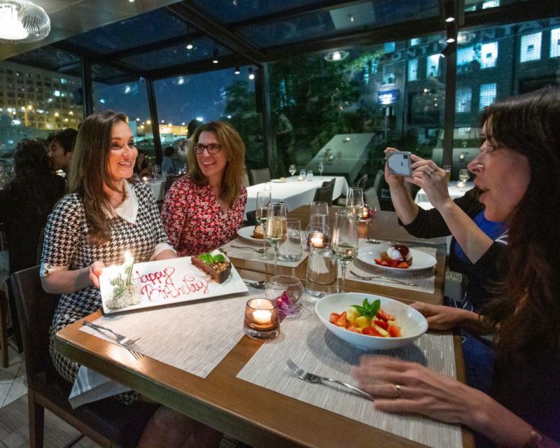 City Cruises Chicago: Brunch, Lunch, or Dinner River Cruise - The Cash Bar: How to Plan Your Drinks Budget