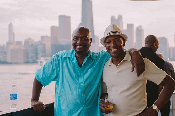City Cruises Chicago: Fireworks Signature Dinner Cruise - Quick FAQ about the Fireworks Dinner Cruise