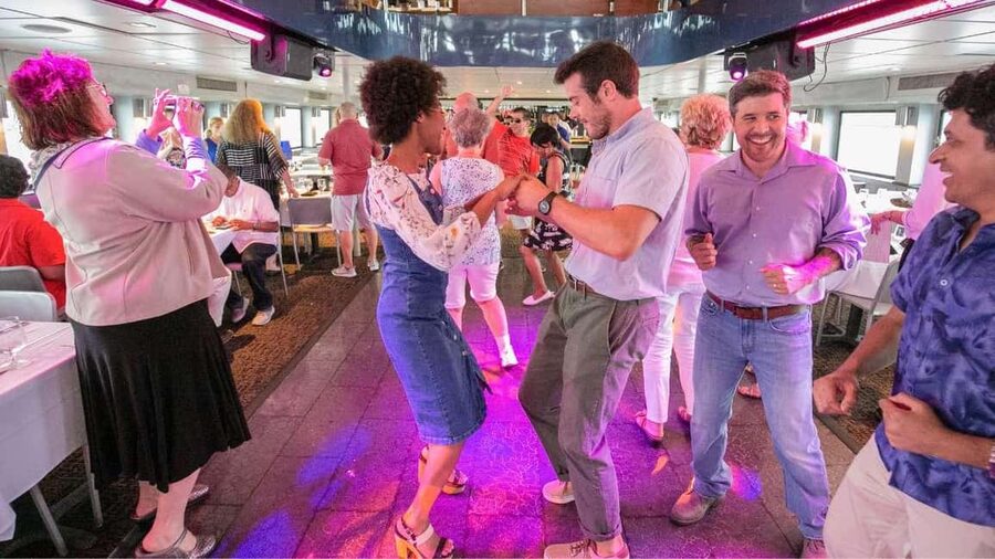 City Cruises Chicago: Lake Michigan Lunch or Dinner Cruise - Navy Pier Boarding and the “You’re on Chicago Time” Vibe