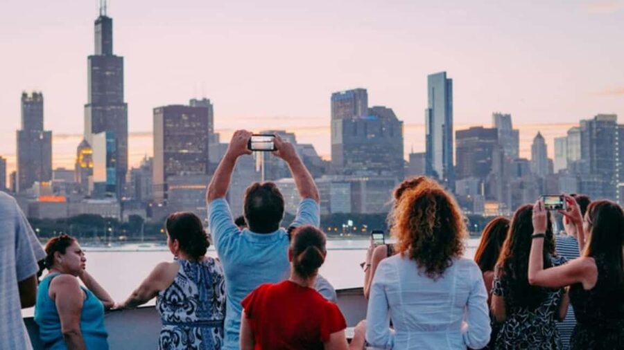 City Cruises Chicago: Premier Lunch or Dinner Cruise - Key Points to Know Before You Go