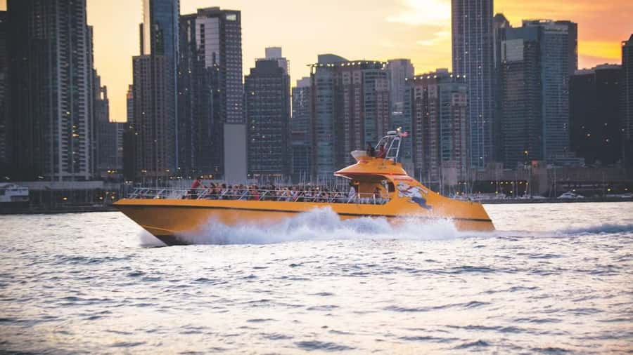City Cruises Chicago: Seadog Speedboat Lake Firework Cruise - The 60-minute rhythm: what the cruise does with your time