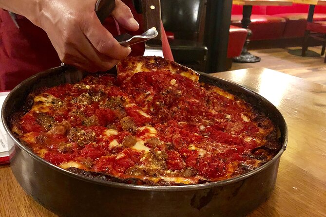 Downtown Chicago Walking Pizza Tour - Magnificent Mile Stop and the Holy Name Cathedral Pass