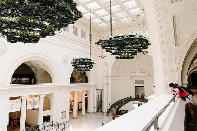 Field Museum of Natural History Admission Tickets - Dinosaur Hall and Evolving Planet: giant sloths, woolly mammoths, and more