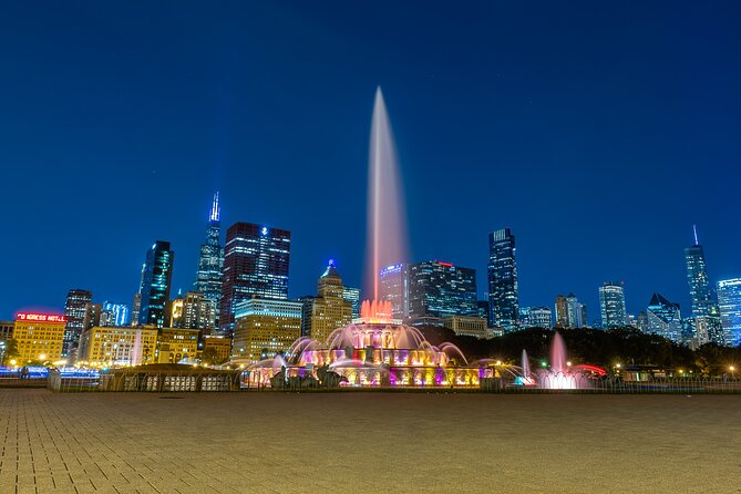 Ghosts of Chicago Family Friendly Ghost Tour - Stop 4: Congress Triangle Garden, Congress Plaza, and room 441