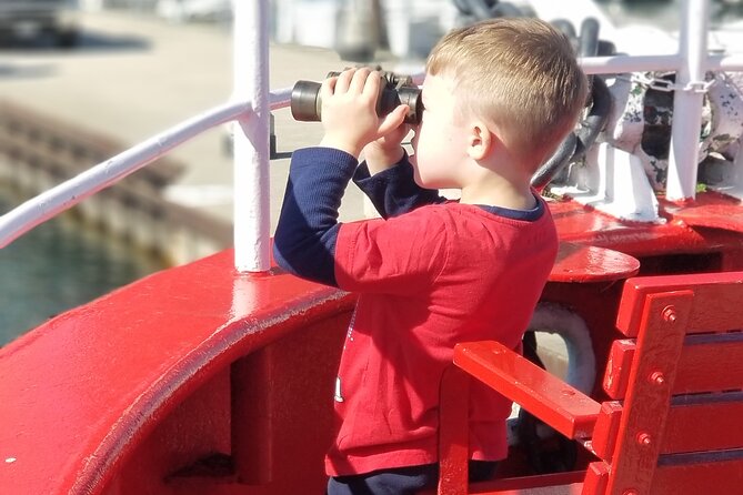 Historical Fireboat River Tour - Firefighting Artifacts and Life Aboard: The Moving Museum Effect