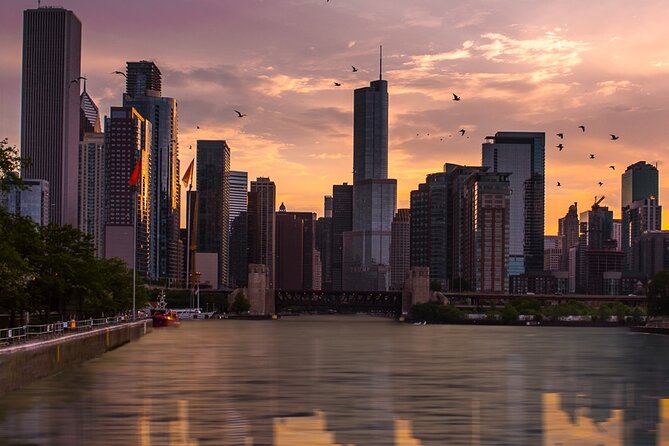 Lake Michigan Sunset Cruise in Chicago - Entering The Route: From the Magnificent Mile to Lake Michigan