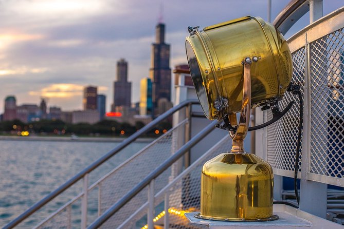 Lake Michigan Sunset Cruise in Chicago - Sunset to Nightfall: Watching Chicago Turn On