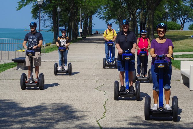 Lakefront Segway Tour in Chicago - Buckingham Fountain: a 1927 landmark and the one timing issue to watch