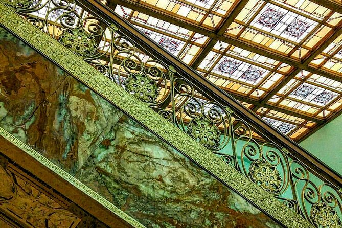Marvels & Feats: An Engineer's Tour of Chicago Architecture - Chicago Riverwalk: newer engineering feats with big views