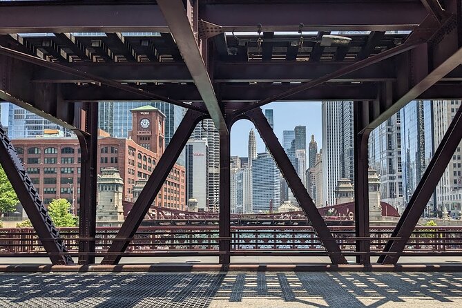 Marvels & Feats: An Engineer's Tour of Chicago Architecture - Weather and timing: plan like a Chicago local