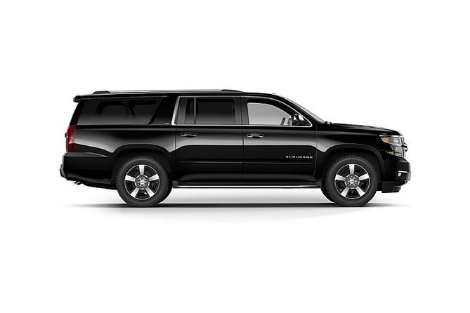 Midway Airport Transfer to Chicago by Luxury SUV - Curbside - Price and value: $155 per vehicle and what that means for your group