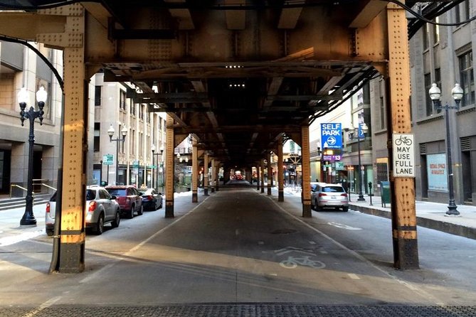 Private Al Capone Gangster Tour in Chicago - Biograph Theatre: Where Dillinger Was Shot