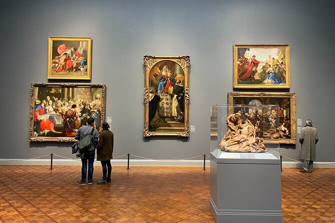 Private Art Institute of Chicago Skip-the-Line Guided Tour - Listening Like an Art Historian: What the Best Guides Do