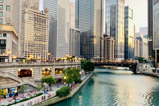 Private Chicago Guided Tour with Hotel Pickup - Hotel pickup and private comfort: the practical win