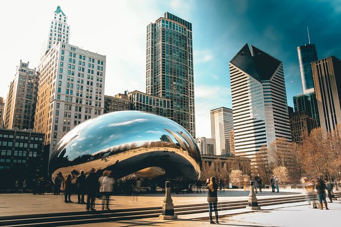 Private Chicago Guided Tour with Hotel Pickup - Stop 5: Cloud Gate time to walk around (and take the shot)