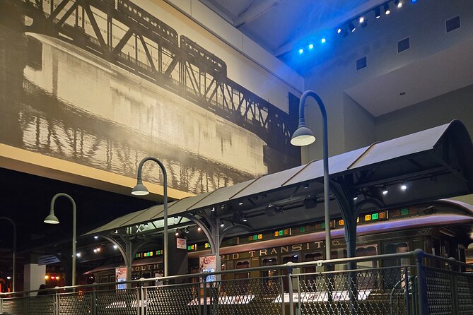 Private Chicago History Museum Tour - Chicago Innovations You Can Actually Talk About: Pizza and Blues