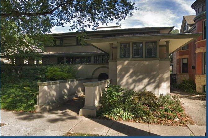 Private Frank Lloyd Wright Architectural Tour by Luxury Vehicle - Comfort is a big deal on a photo-heavy architecture day