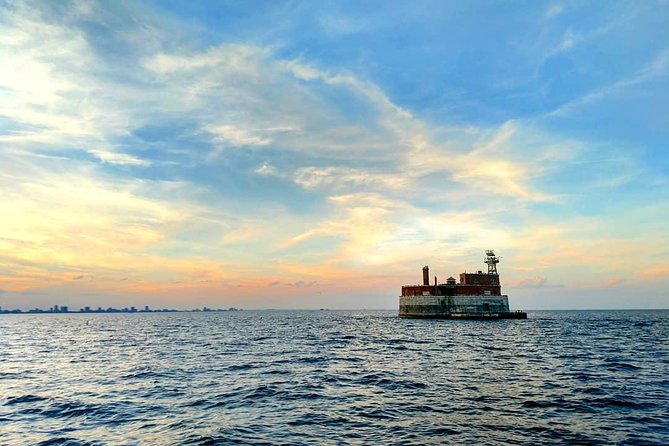 Private Sailing on Beautiful Lake Michigan - Navy Pier, Chicago - Food, drinks, and the rules that can catch you off guard