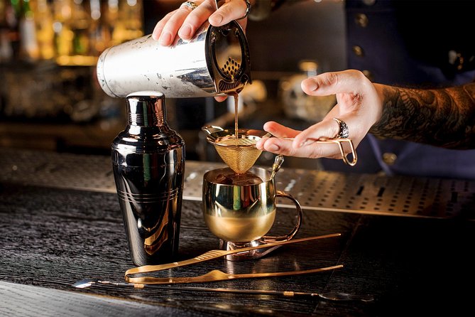 Private Speakeasy Pub Crawl in Chicago with Local Historian - 3 Hours of 1920s Chicago: how the private crawl actually feels