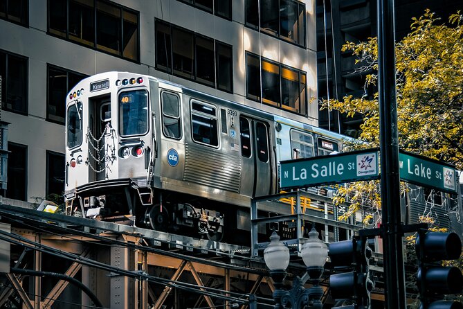 Self-Guided Chicago Loop Tour Explore the City at Your Own Pace - A $9.99 Loop tour that lets you skip the hurry