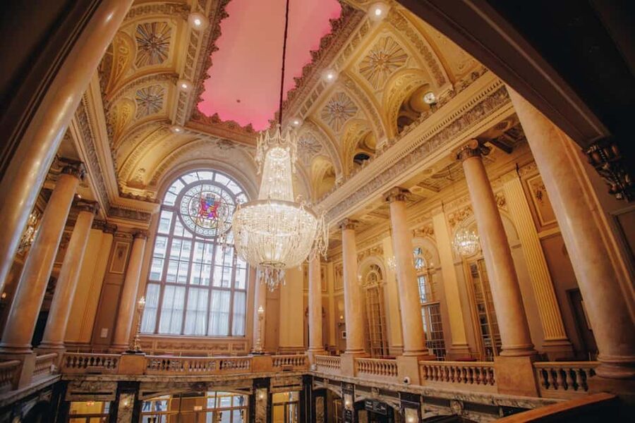The Chicago Theatre Tour Experience - Key tour takeaways