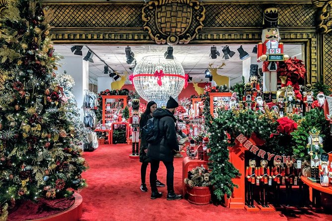 The Christmas Tree Crawl Experience Chicago at the Holidays - Snacks and Small Comforts That Make the Cold Easier